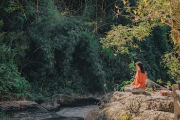 5 Simple Ways to Incorporate More Meditation into Your Life